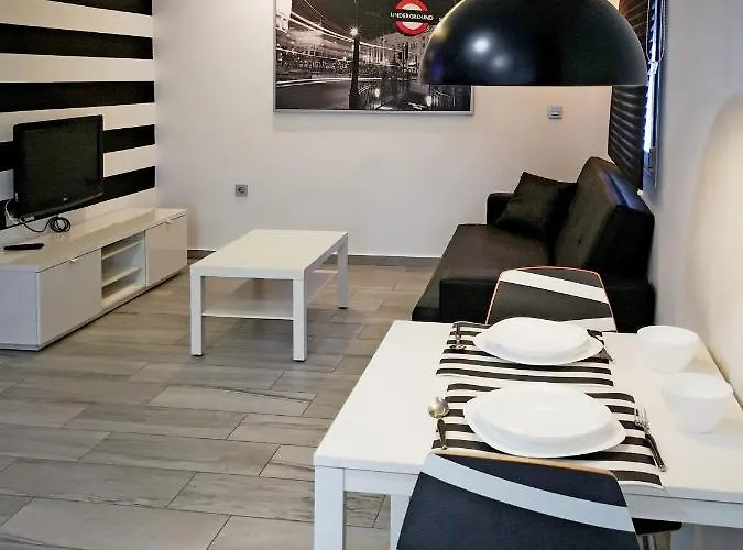 Conil Red-black Apartment *